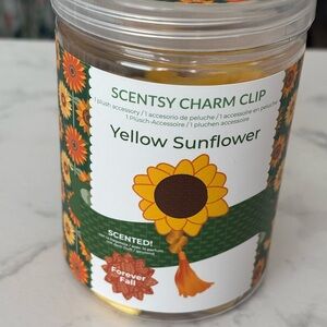 Scentsy Green Jar with Sunflower Lid